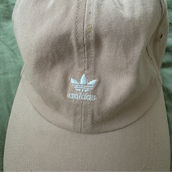 Adidas Mini Logo Relaxed Hat Womens Tan Nude Pink‎ - Picture 3 of 8
